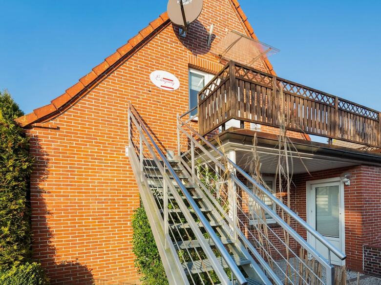 Dreamy Apartment In Greetsiel With Balcony