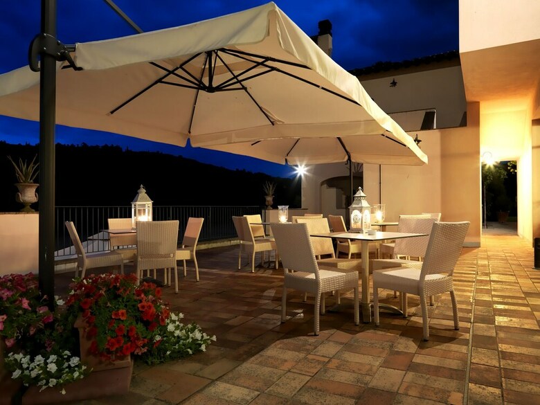 Agroturismo Quaint Apartment In Certaldo With Swimming Pool