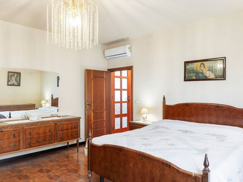 Spacious Apartment In Subbiano With Garden
