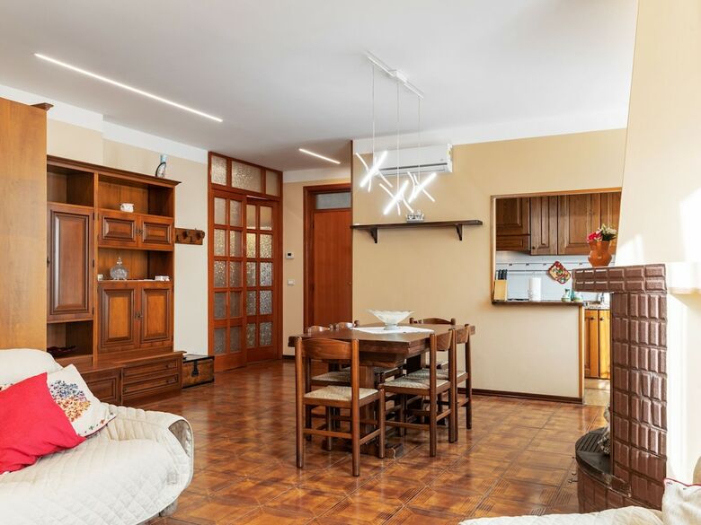 Spacious Apartment In Subbiano With Garden