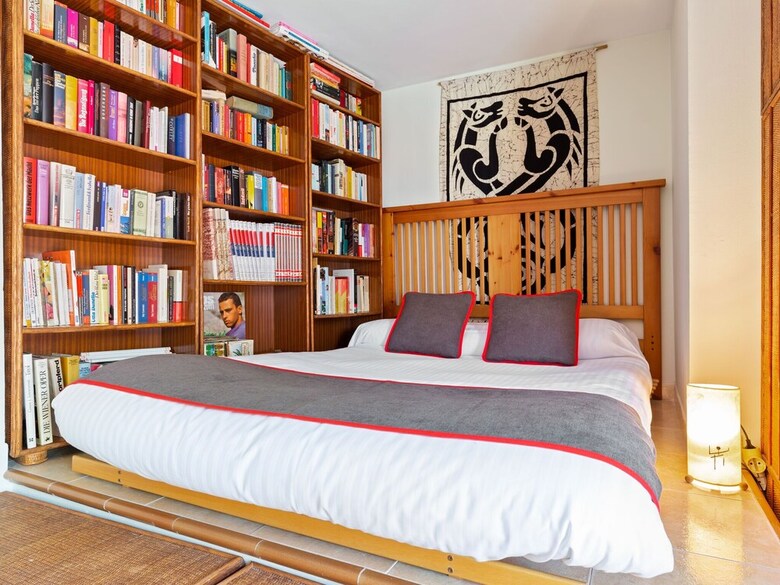 Quaint Apartment In Granda With Terrace