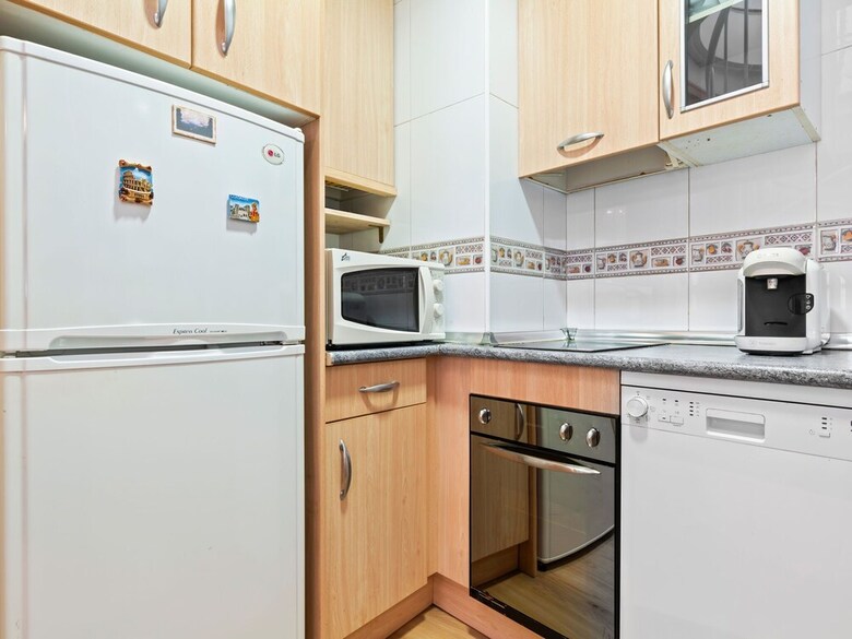 Quaint Apartment In Granda With Terrace