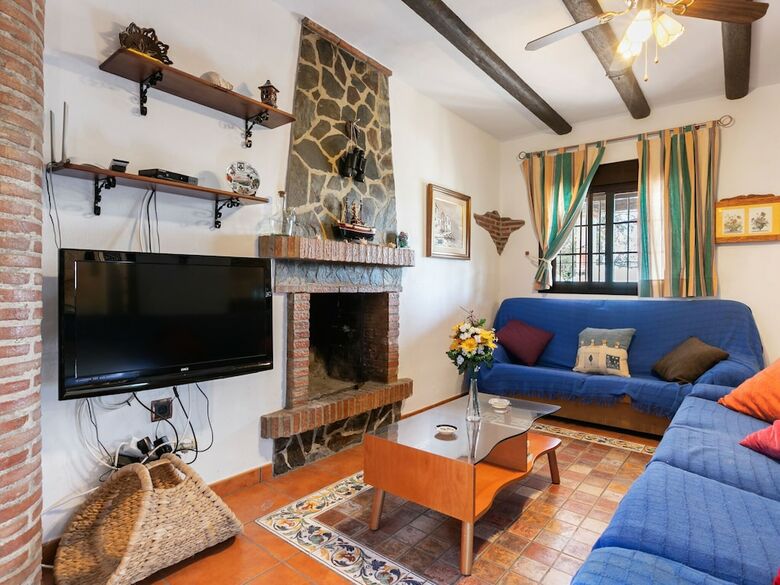 Tranquil Cottage In Torrox With Private Swimming Pool