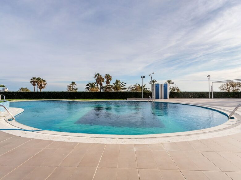 Modern Apartment In Cullera With Swimming Pool