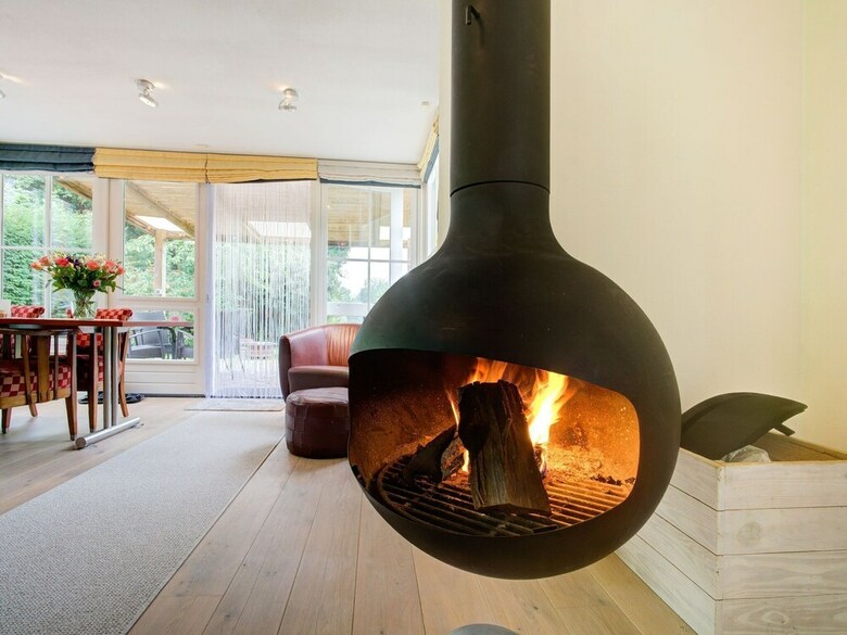 Picturesque Holiday Home In Oldenzaal With Jacuzzi