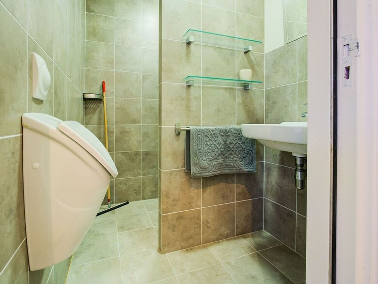 Picturesque Holiday Home In Oldenzaal With Jacuzzi