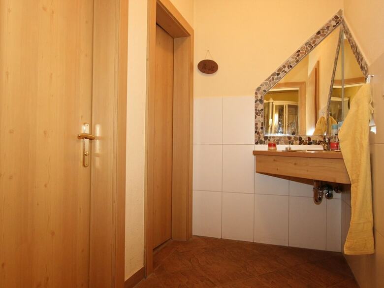 Spacious Apartment In L�ngenfeld With Sauna
