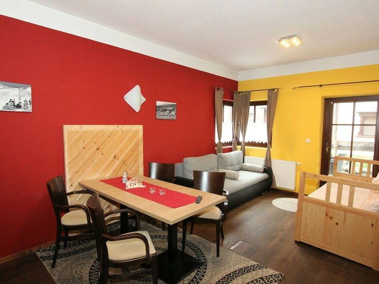 Spacious Apartment In L�ngenfeld With Sauna