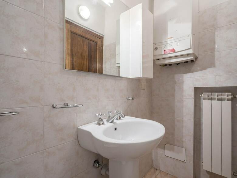 Attractive Villa In Montespertoli With Swimming Pool
