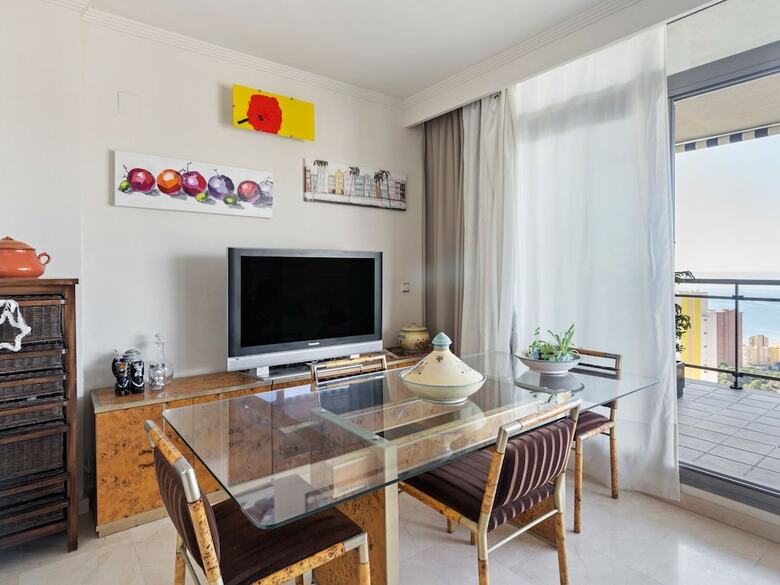 Apartamento Elegant Holiday Home In Benidorm With Swimming Pool