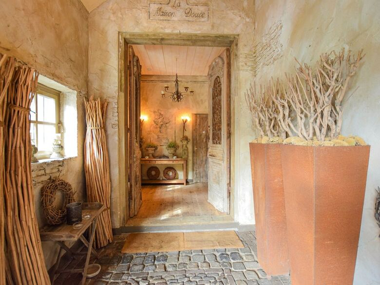Posh Holiday Home In Alphen With Jacuzzi