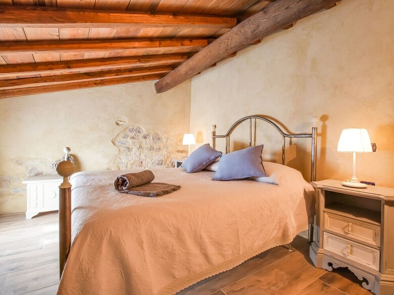 Cosy Holiday Home In Metato With Swimming Pool