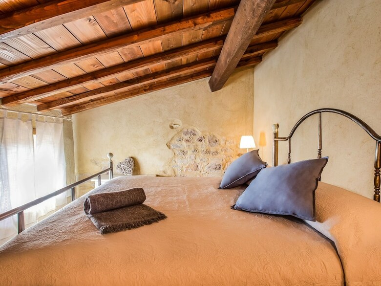 Cosy Holiday Home In Metato With Swimming Pool