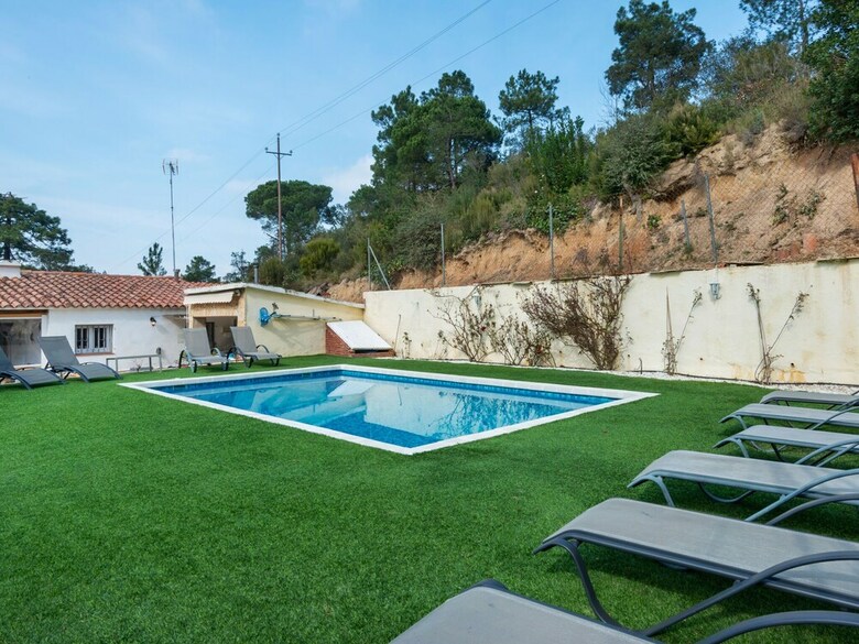Cosy Holiday Home In Lloret de Mar With Swimming Pool