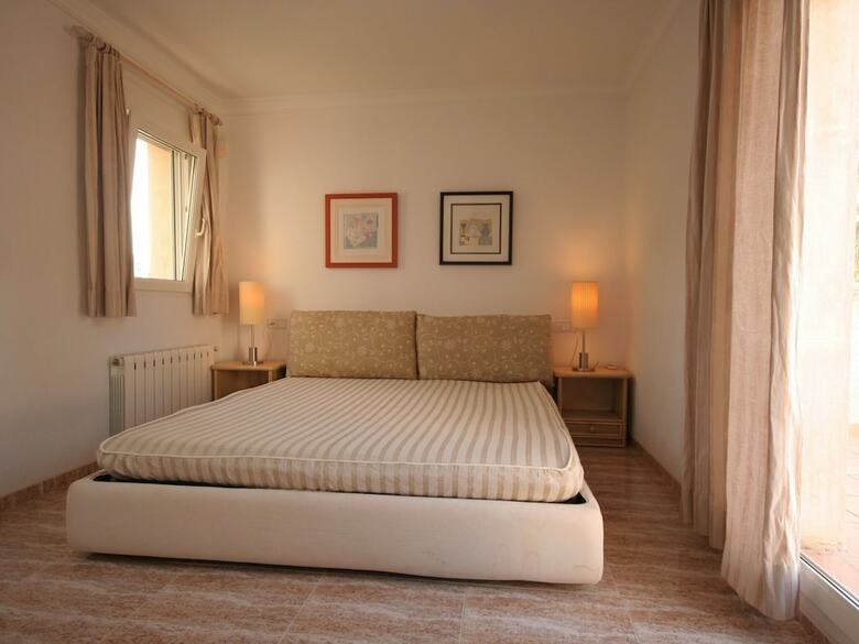 Luxurious Villa With Private Pool In Les Rotes