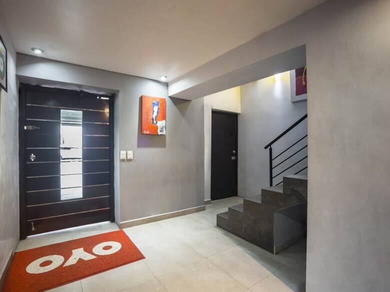Oyo Hotel Sf Express