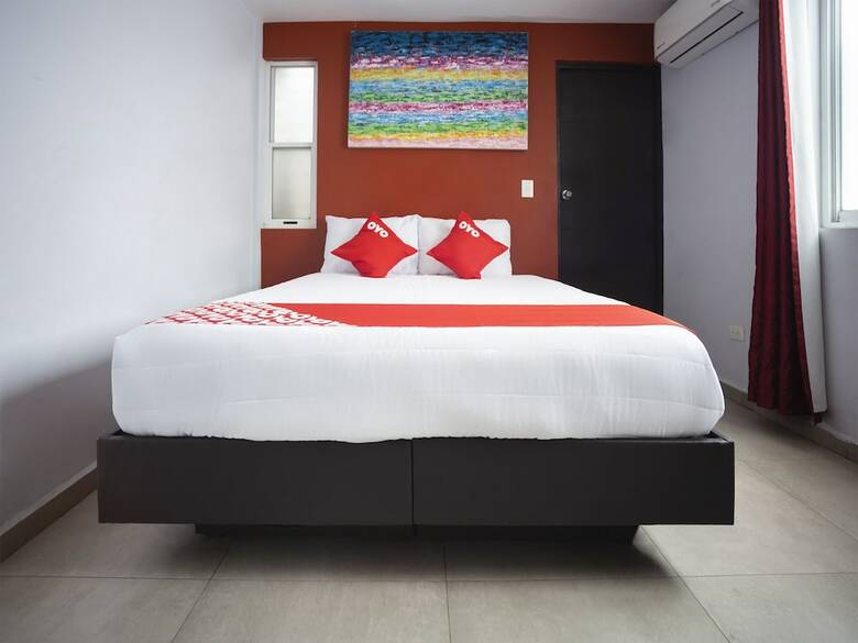 Oyo Hotel Sf Express