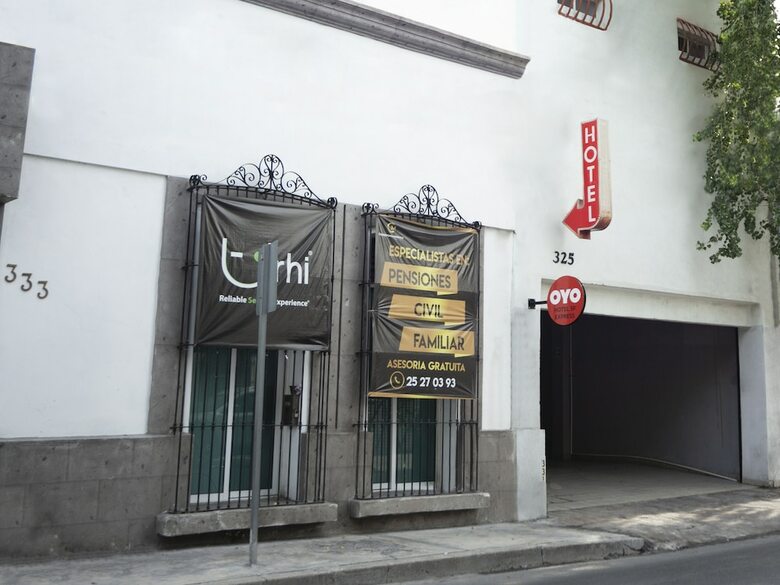 Oyo Hotel Sf Express
