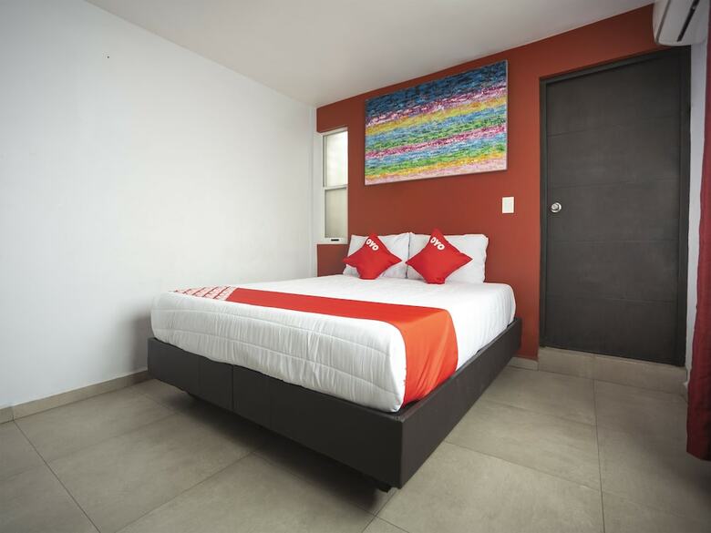 Oyo Hotel Sf Express