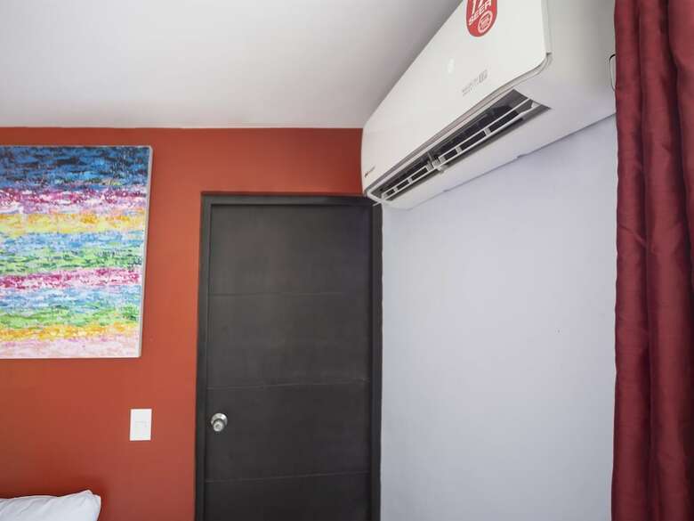 Oyo Hotel Sf Express