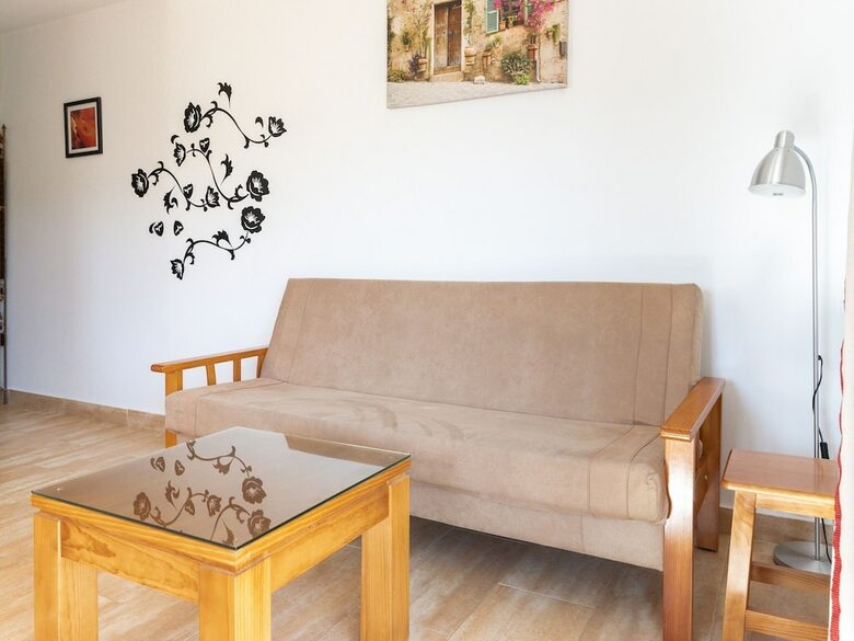Elegant Apartment In Total�n With Jacuzzi