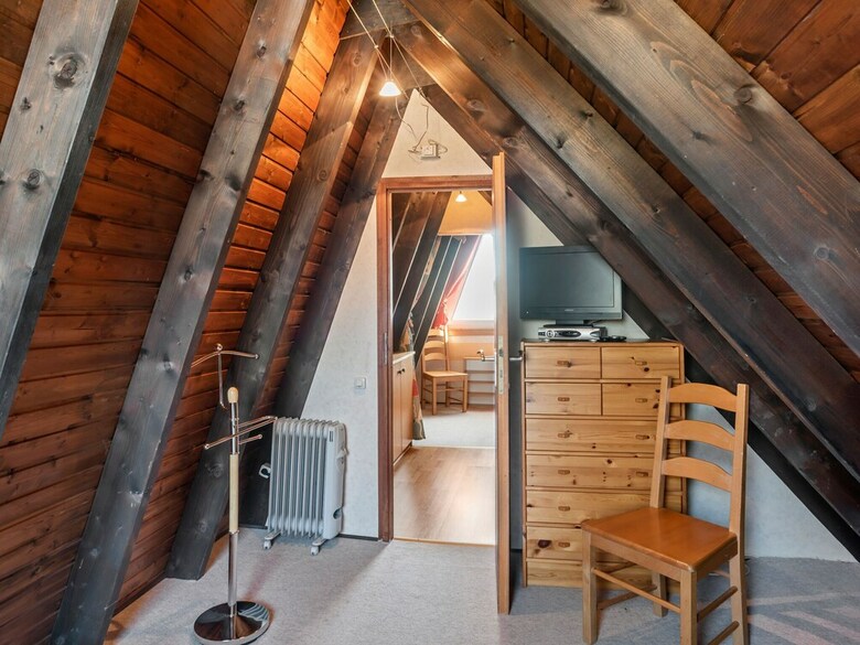 Gorgeous Holiday Home In Blankenheim With Garden
