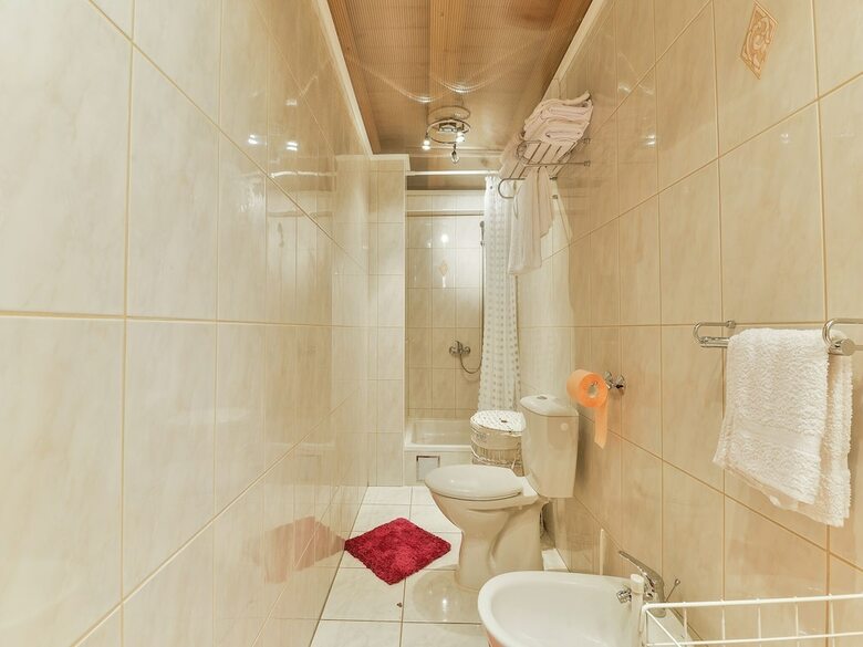 Cosy Holiday Home In Pola?a With Swimming Pool