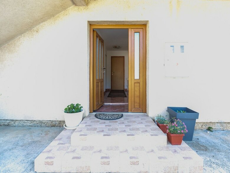 Complacent Apartment In Gra?ac With A Mountain View