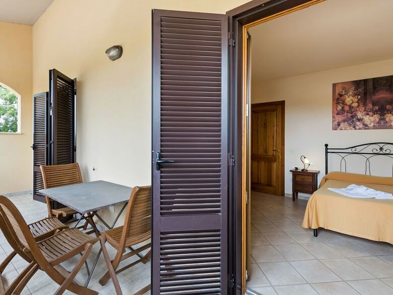 Elegant Holiday Home In Sorano With Swimming Pool