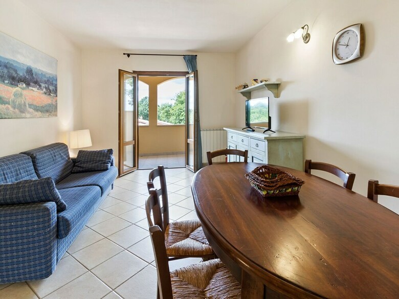 Elegant Holiday Home In Sorano With Swimming Pool