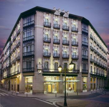 Hotel Catalonia El Pilar