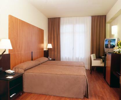 Hotel Catalonia El Pilar