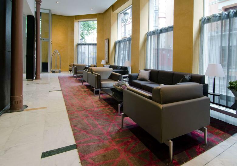 Hotel Catalonia El Pilar