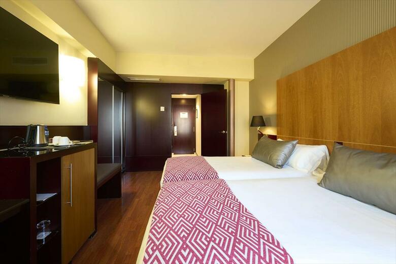Hotel Catalonia El Pilar