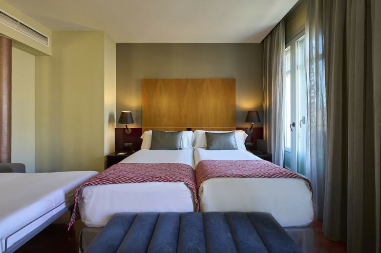 Hotel Catalonia El Pilar