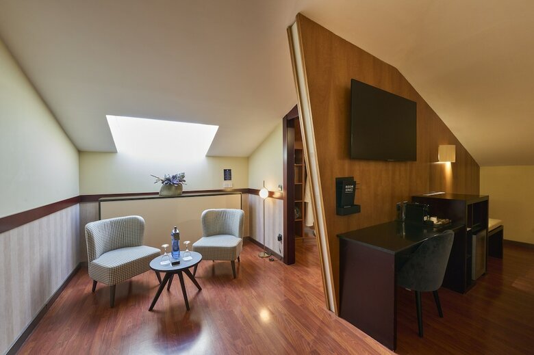 Hotel Catalonia El Pilar