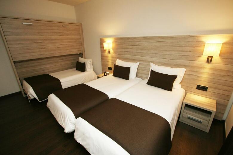 Hotel Pyr�n�es