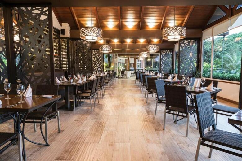 Camino Real Hotel