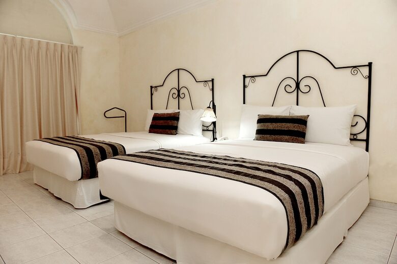 Hotel Buganvillas
