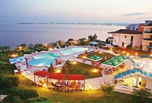 Holiday Apartment In Riviera Complex
