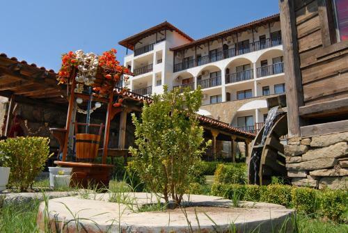 Aparthotel Watermill Hotel