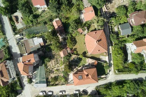 Villa Ira