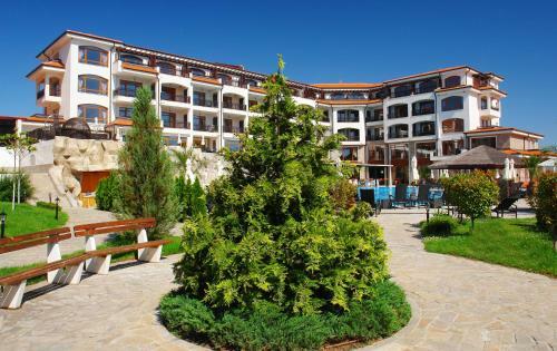 Vineyards Hotel