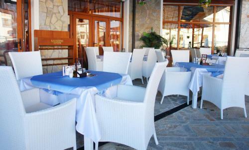 Vineyards Hotel