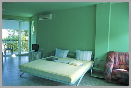 The Colourful Mansion Hotel