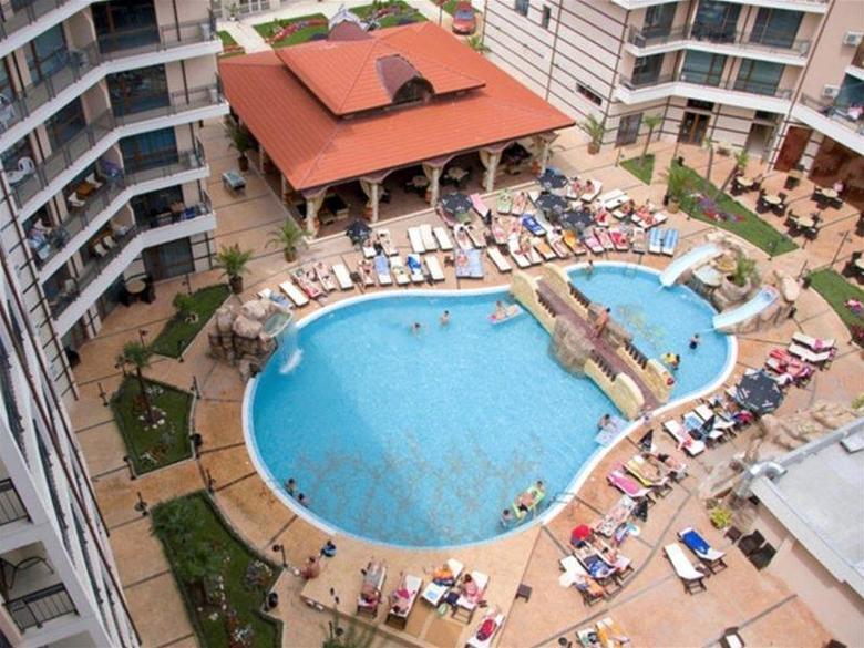 Karolina Hotel