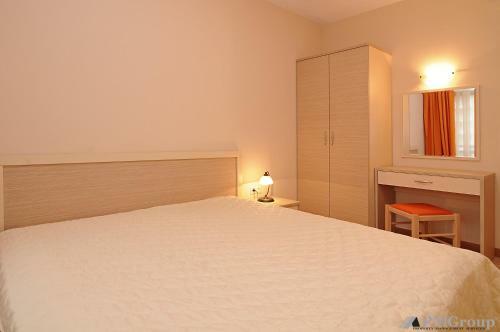 Aparthotel Pmg Royal Sun Apartments