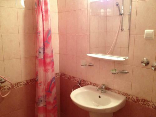 Hotel Deykin