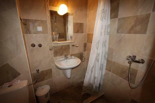 Hotel Deykin