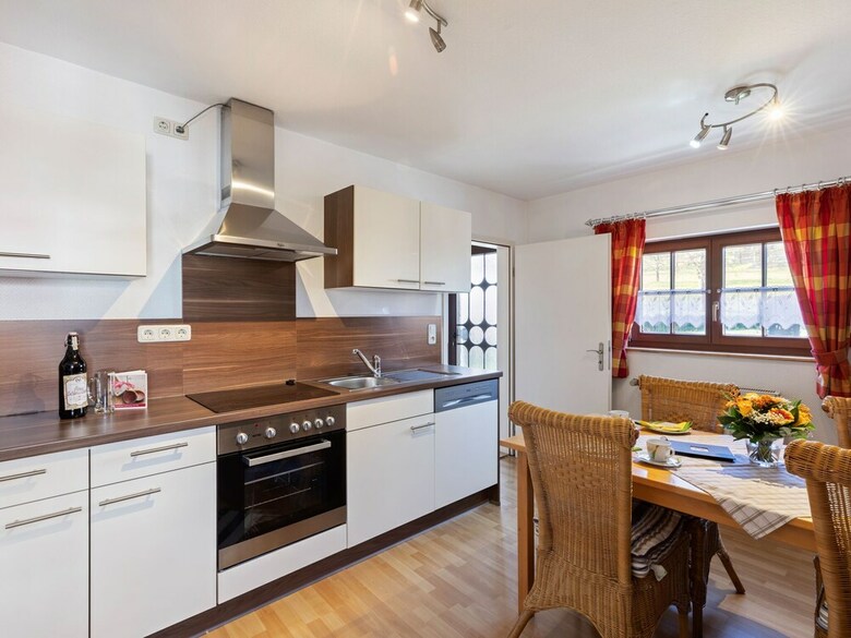 Pleasant Apartment In Kunreuth With Private Terrace
